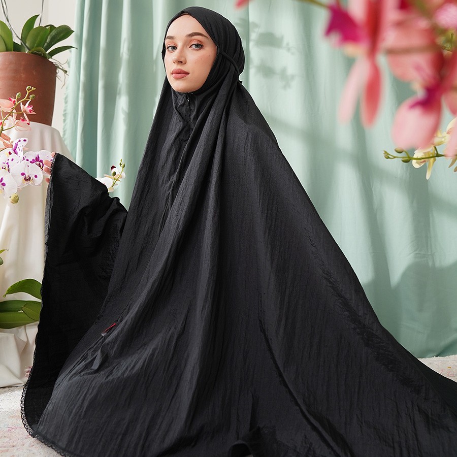 Tiara 534 Black