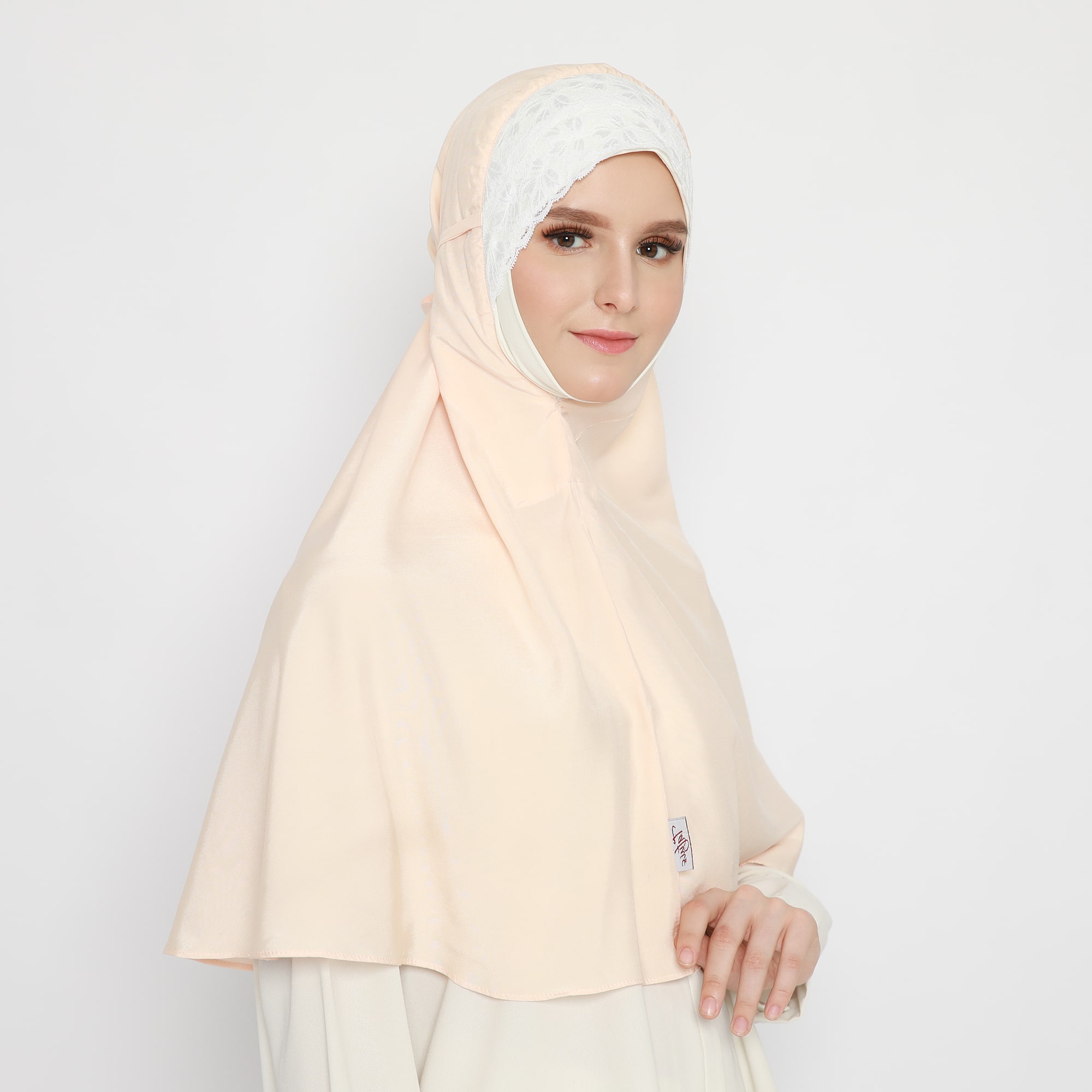 Damour 096 Beige