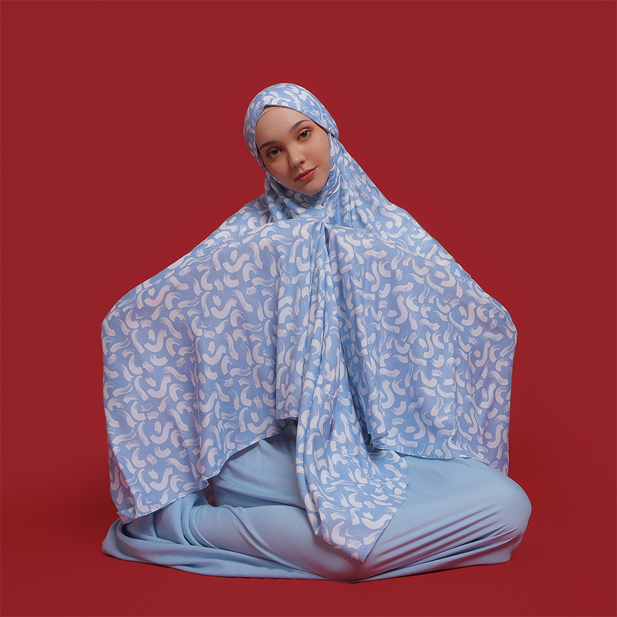 Tiara 525 Blue