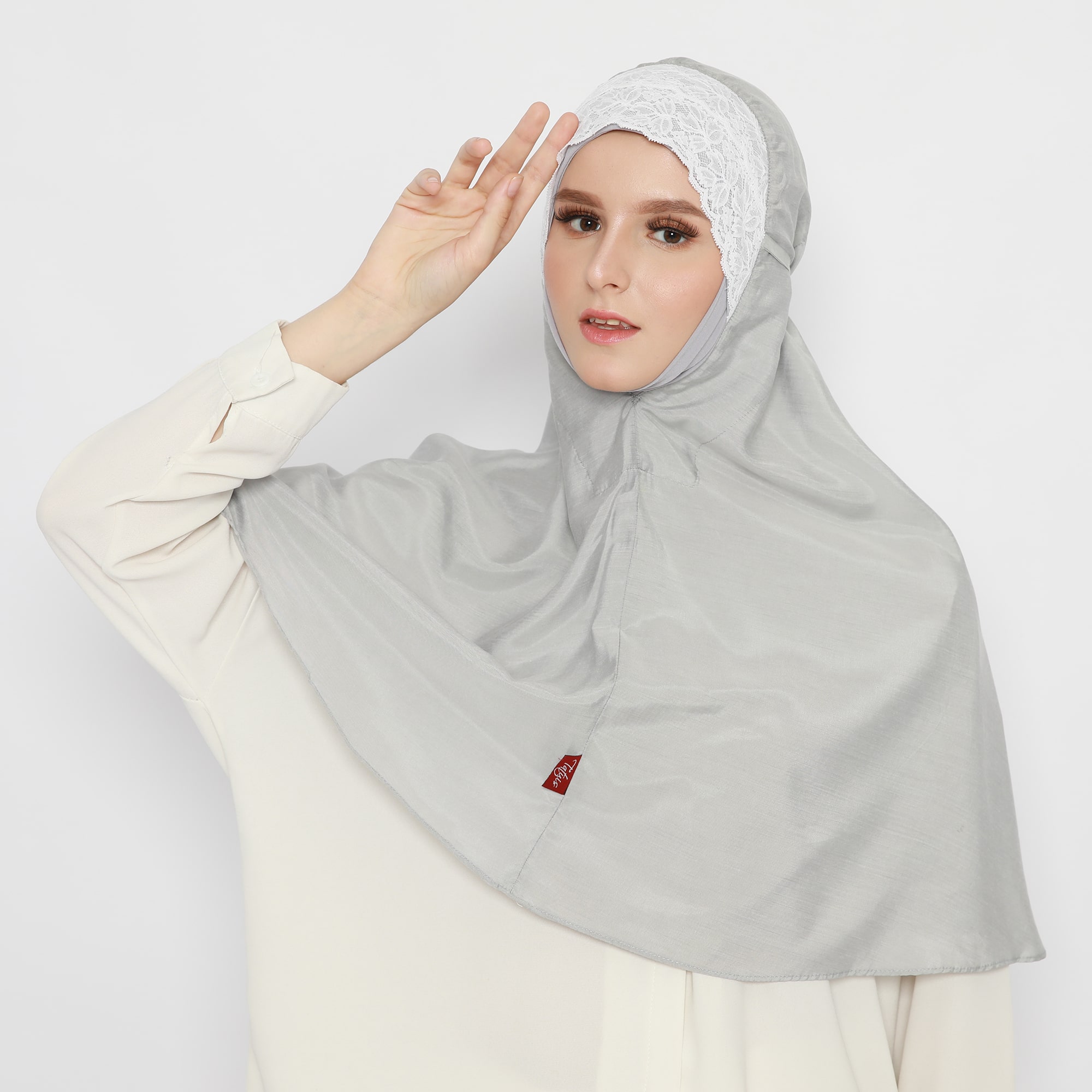 Damour 096 Grey