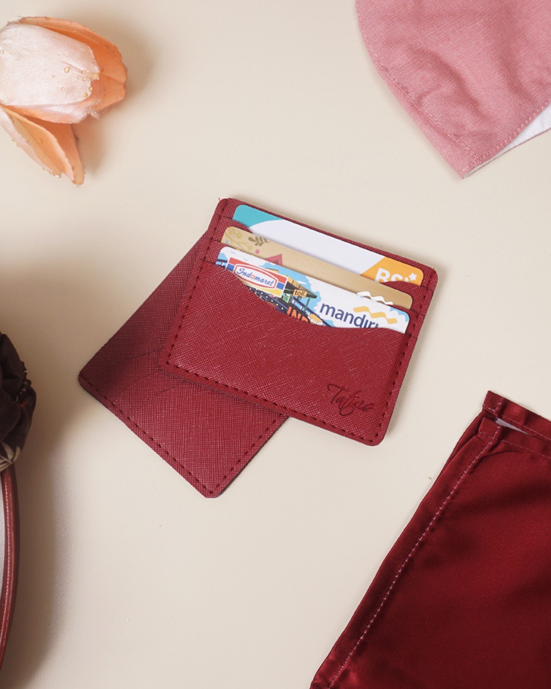 Card Wallet Maroon