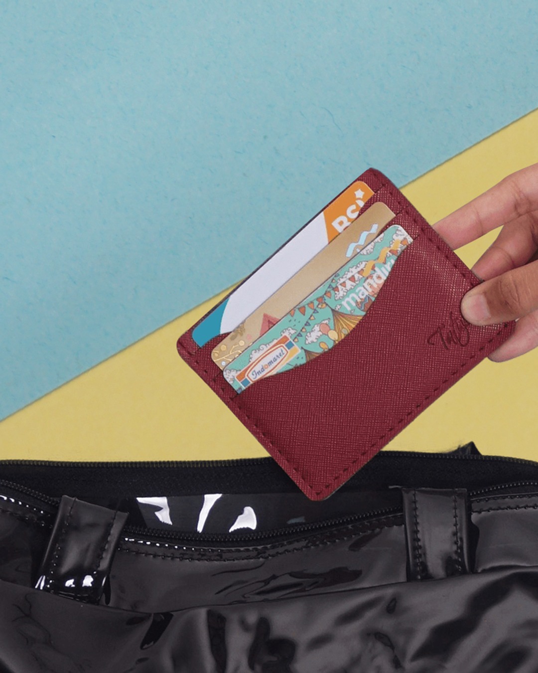 Card Wallet Maroon