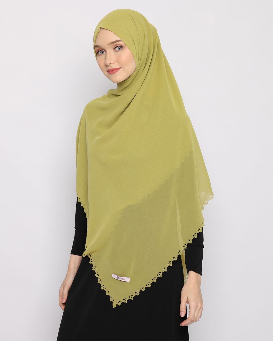 D Amour 127 Olive