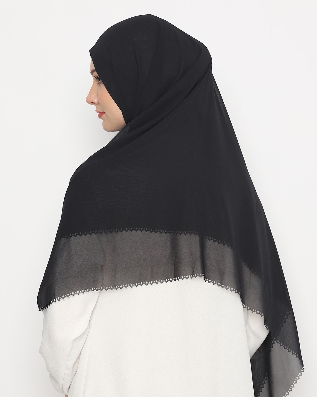 D Amour 111 Black