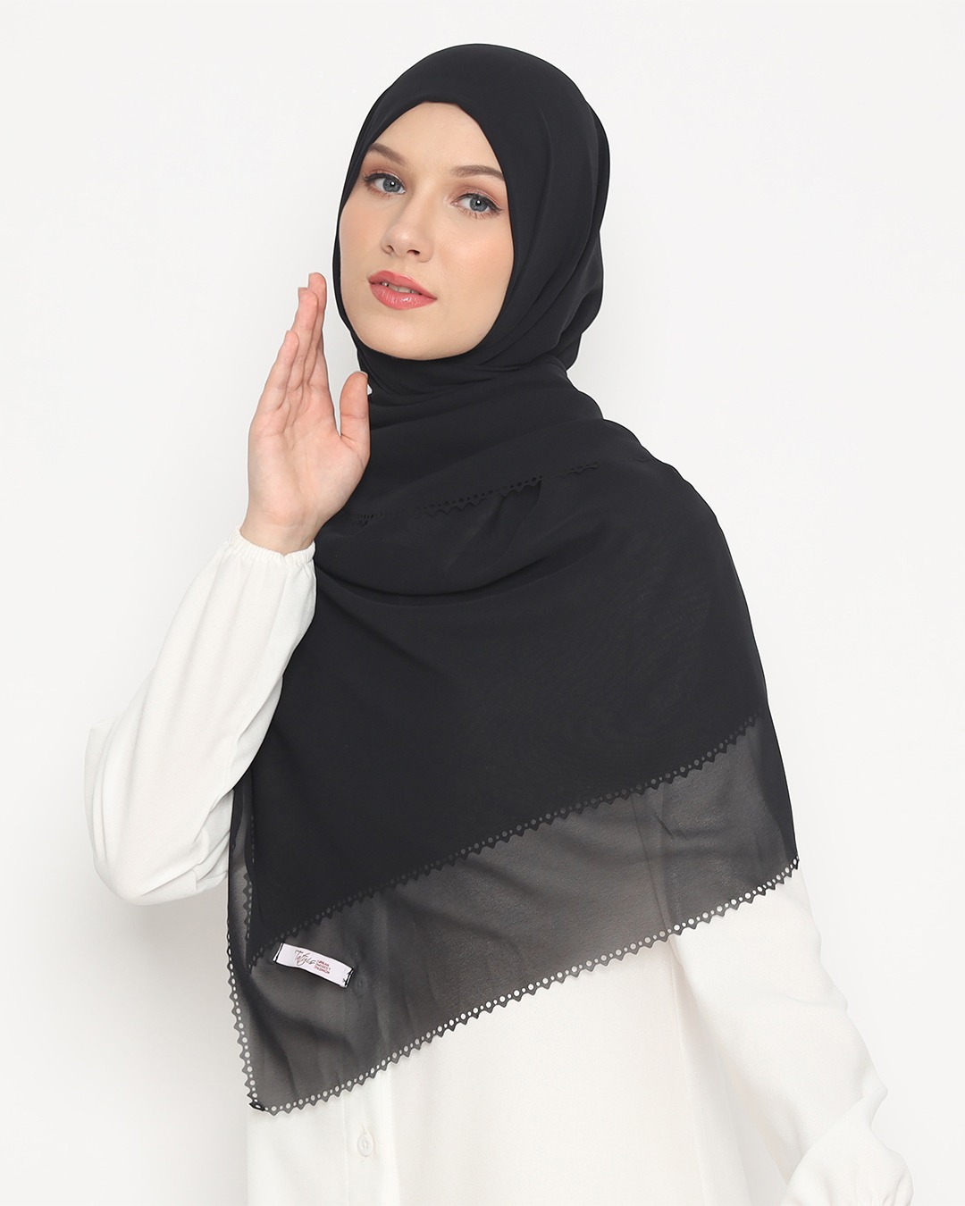 D Amour 111 Black