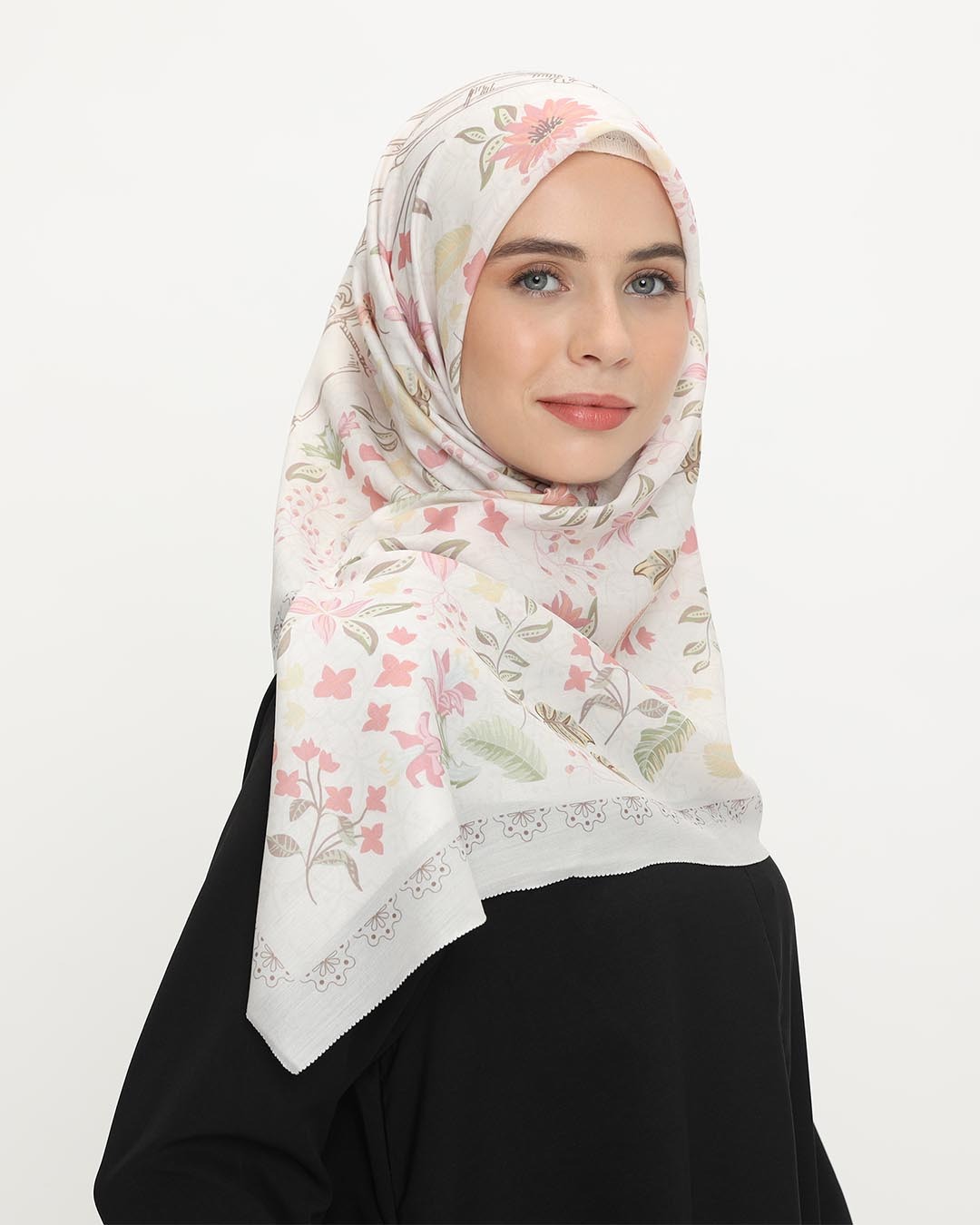 Damour 129 Beige
