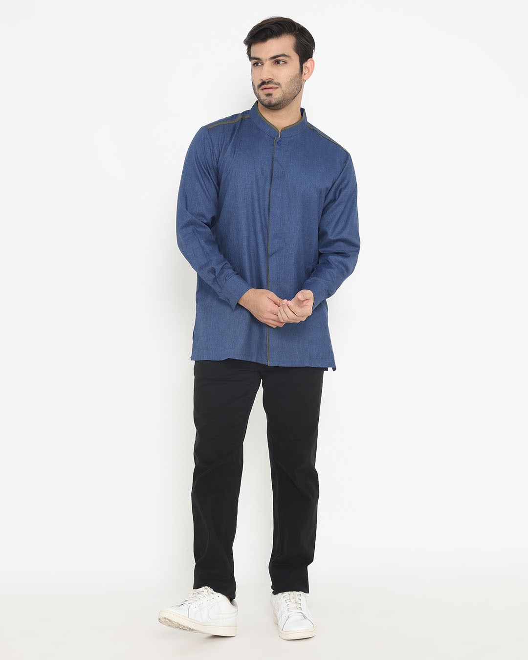 Hugo Koko 004 Navy