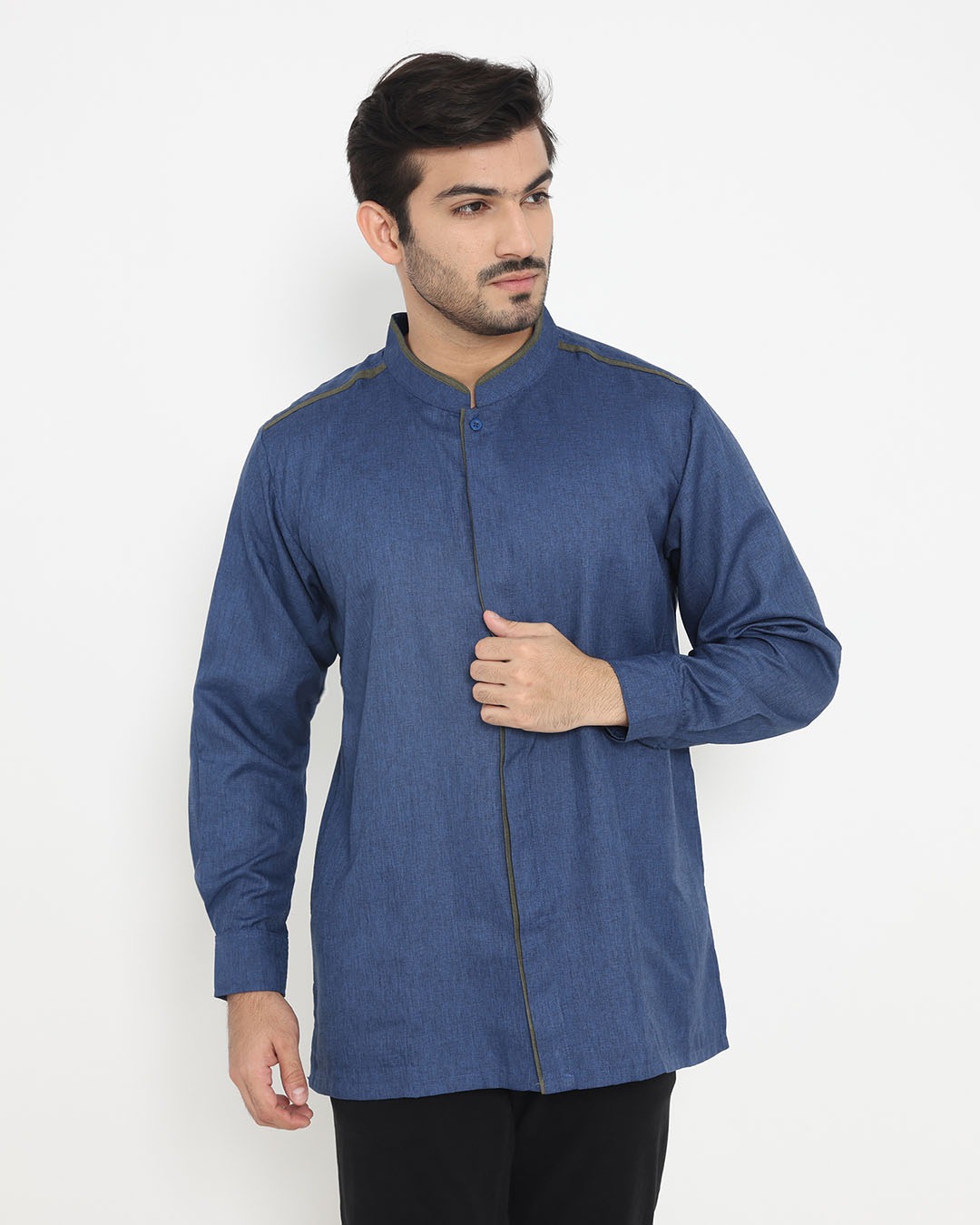 Hugo Koko 004 Navy