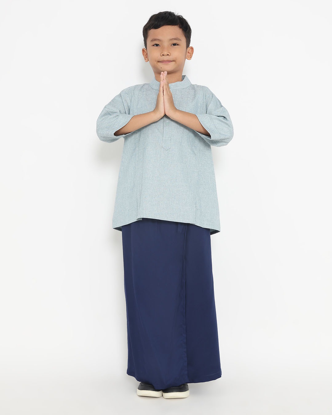 Hugo Saroong 003 Navy Child