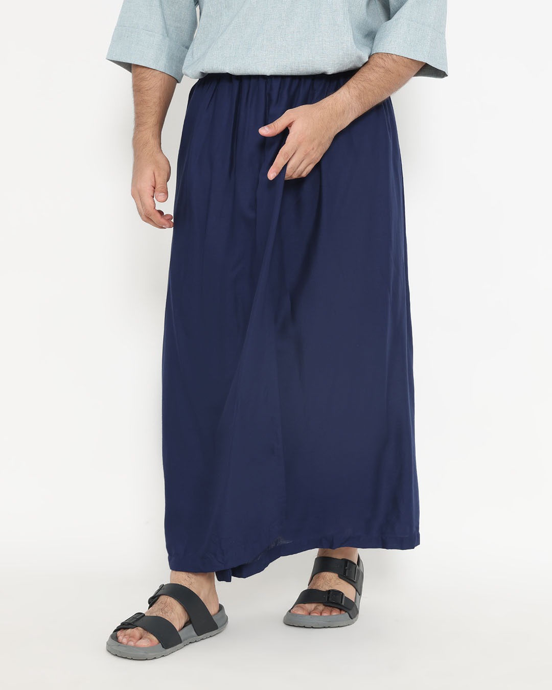 Hugo Saroong 003 Navy