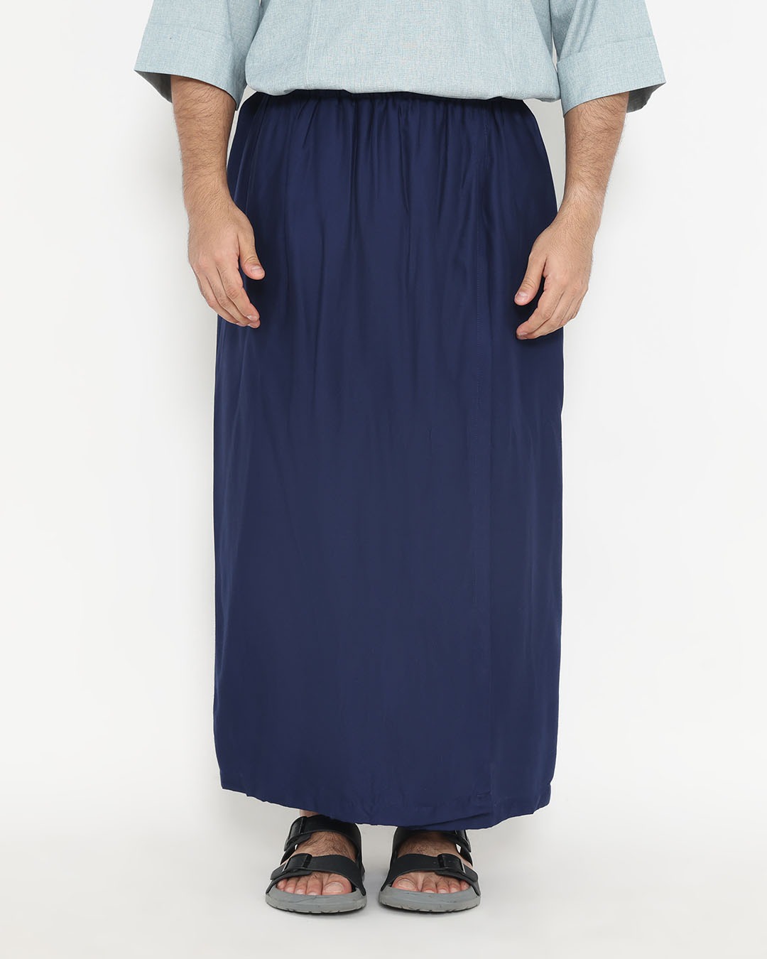 Hugo Saroong 003 Navy