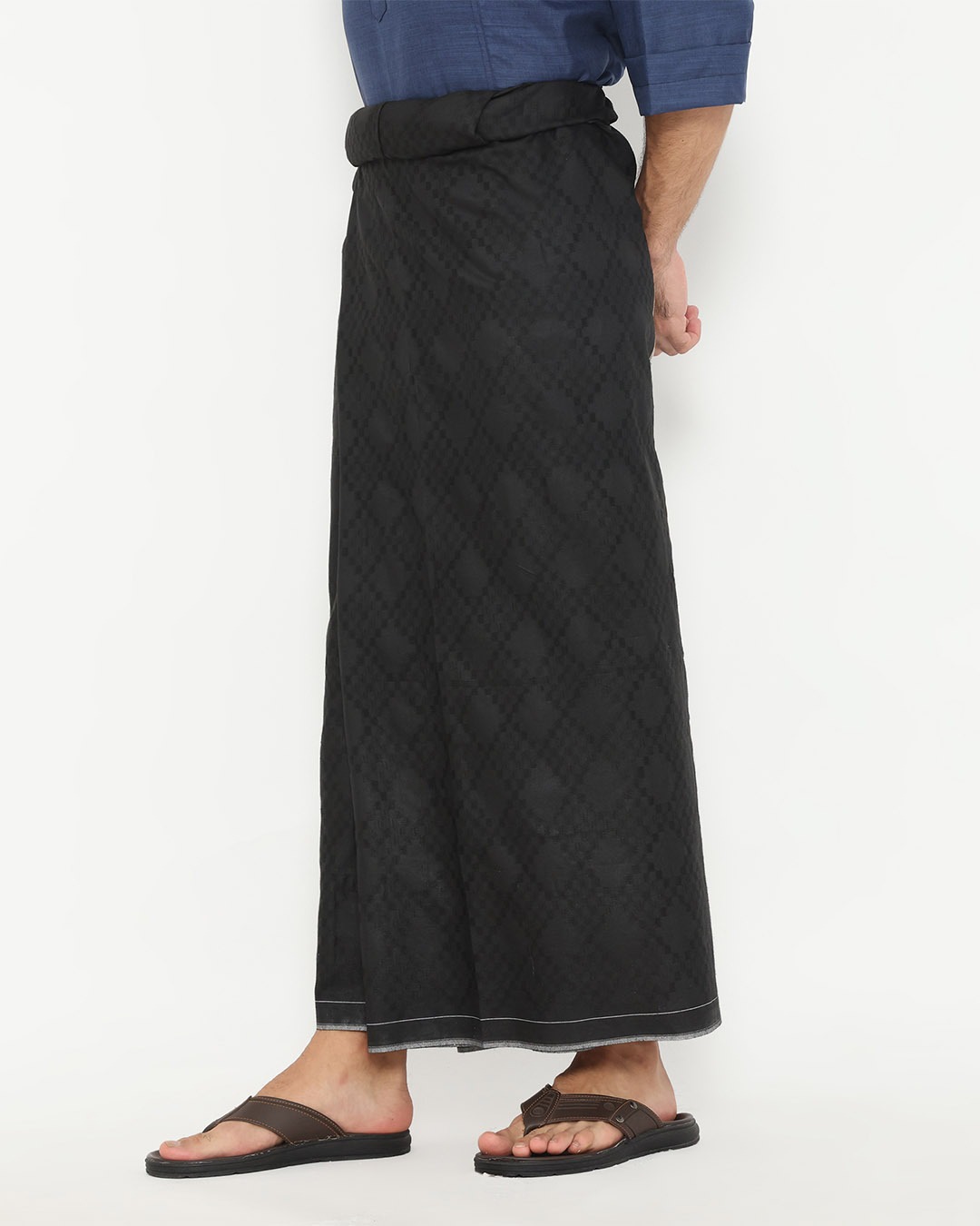 Hugo Saroong 005 Black