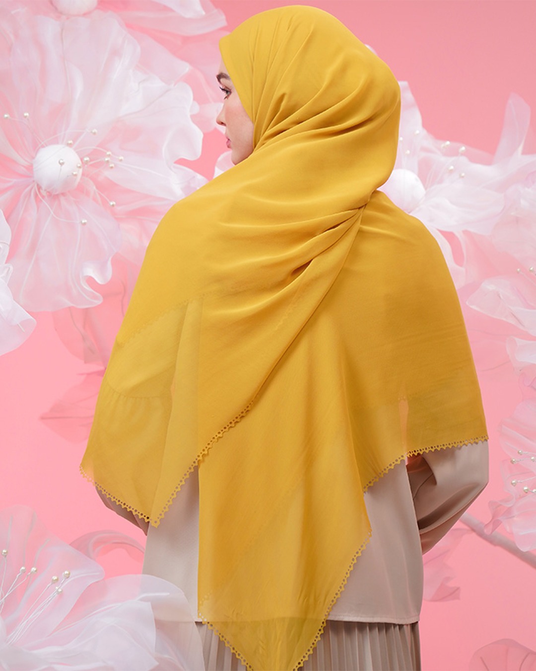 D Amour 111 Mustard
