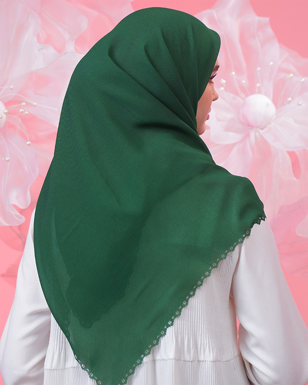 D Amour 106 Green Bottle