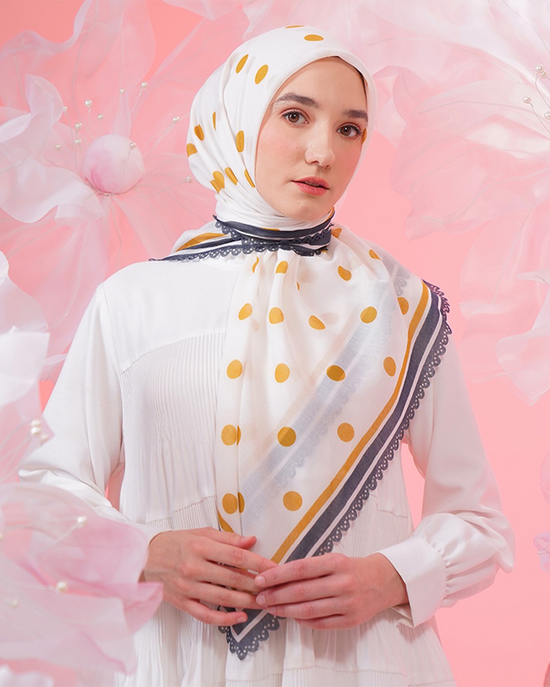 D Amour 102 Broken White - Yellow