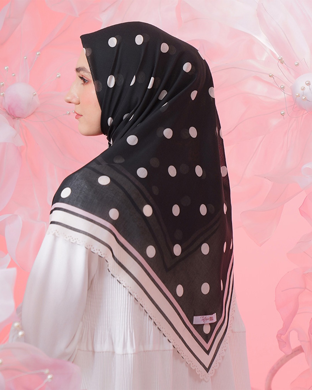 D Amour 102 Black