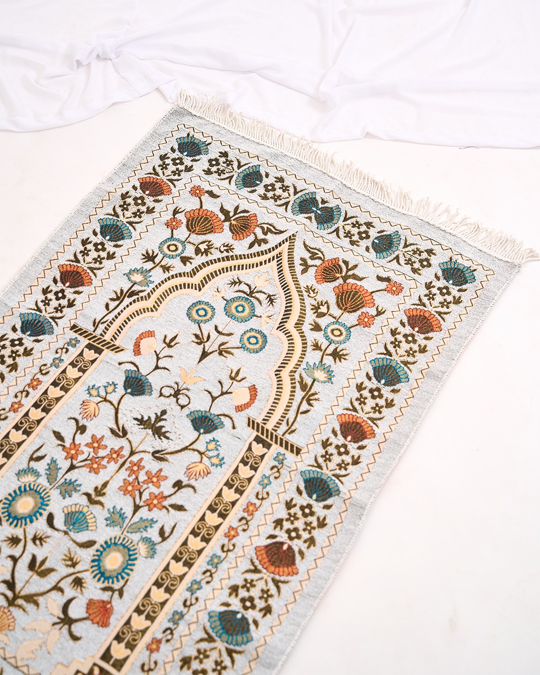 Sajadah Tiara 082 White