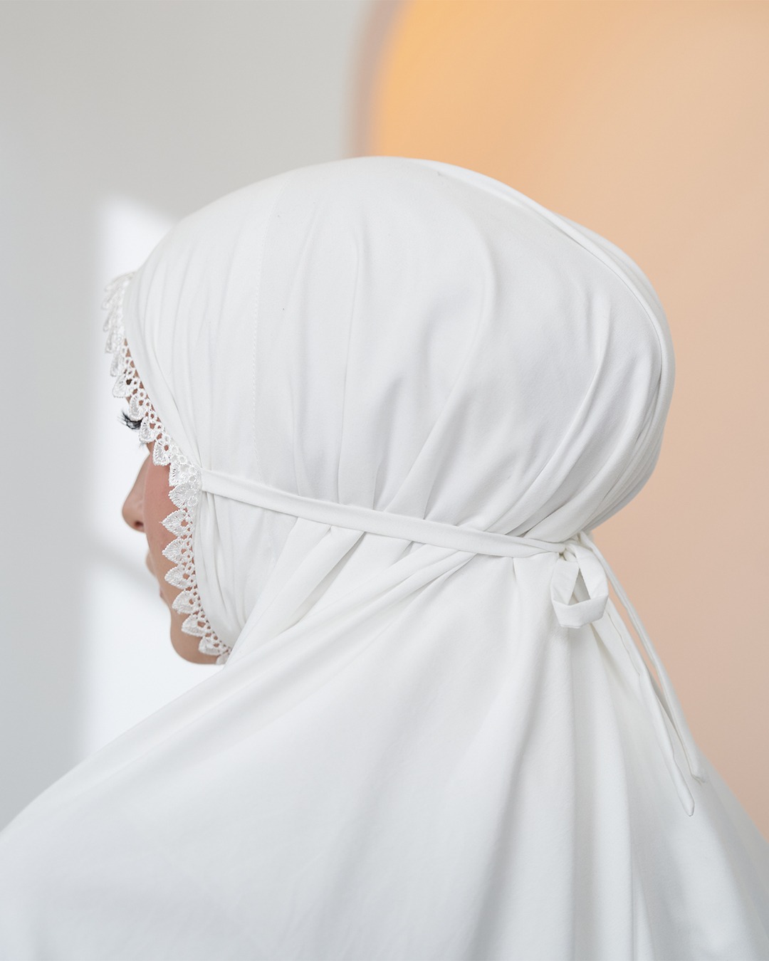 Shafwa 038 Broken White