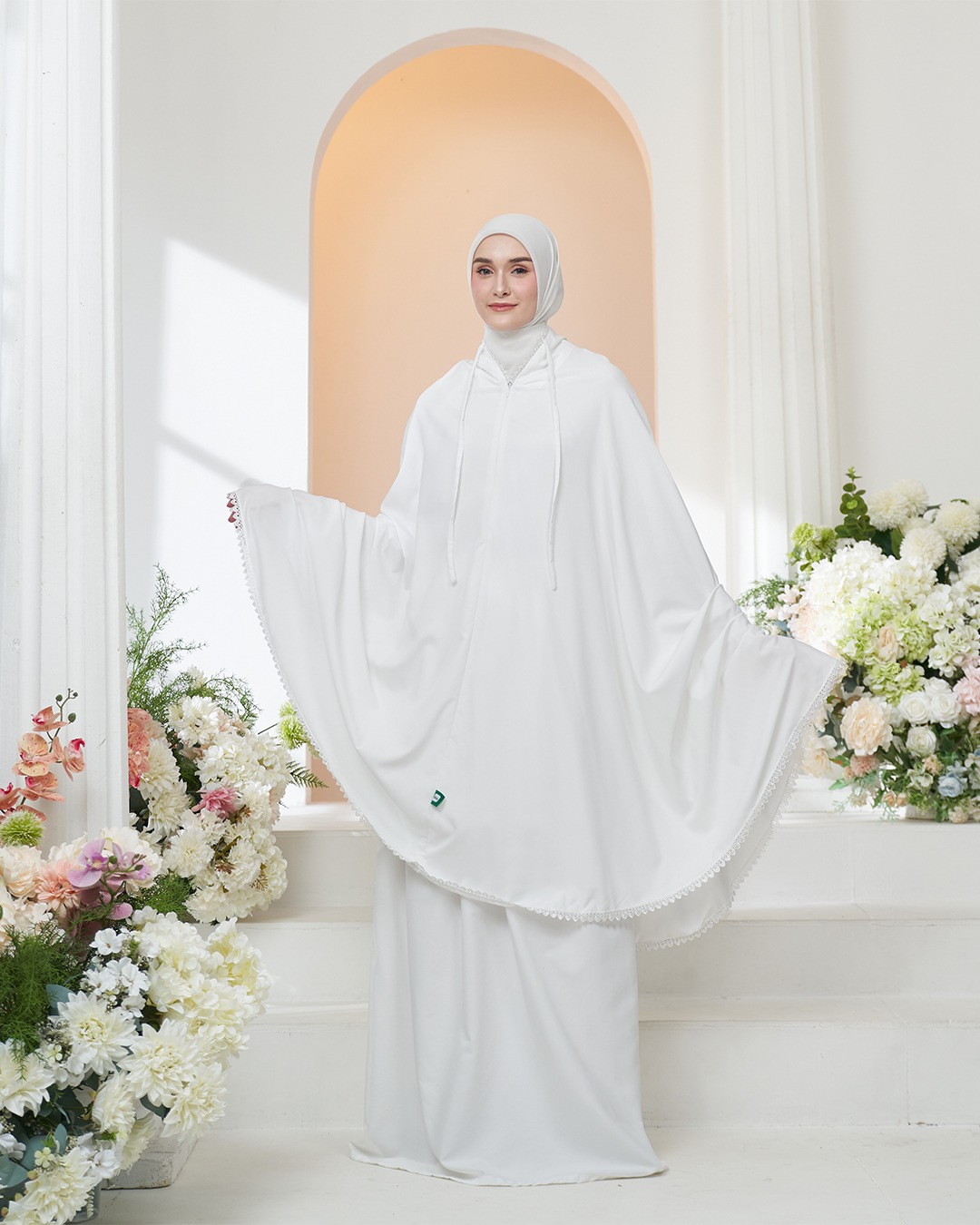 Shafwa 038 Broken White