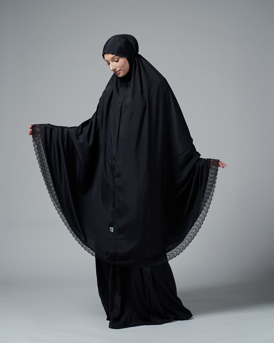 Shiva 136 Black