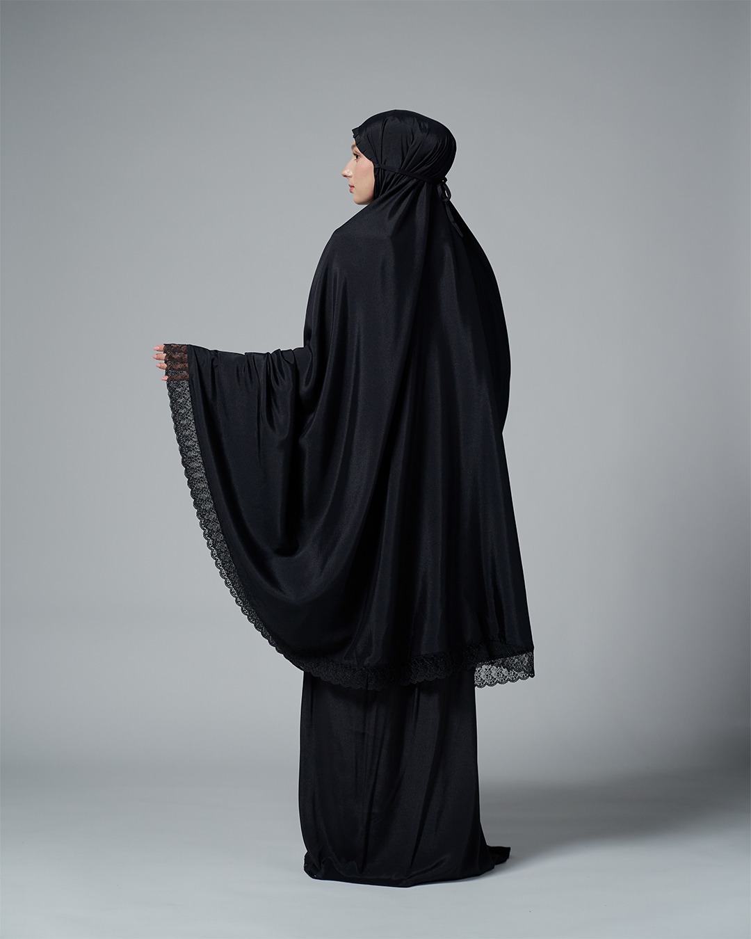 Shiva 136 Black