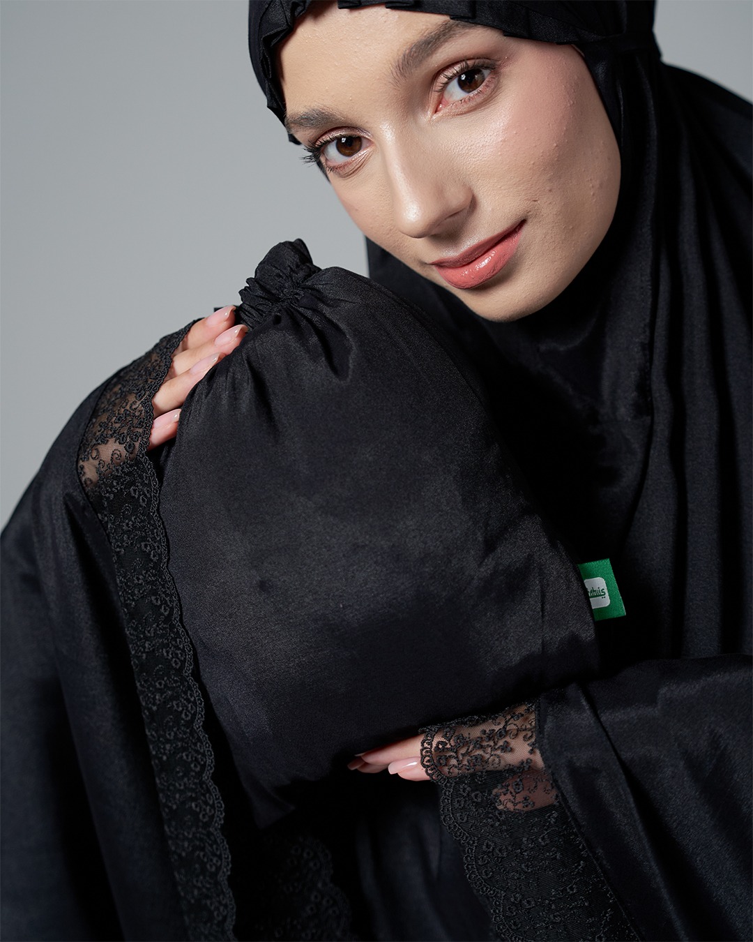 Shiva 136 Black
