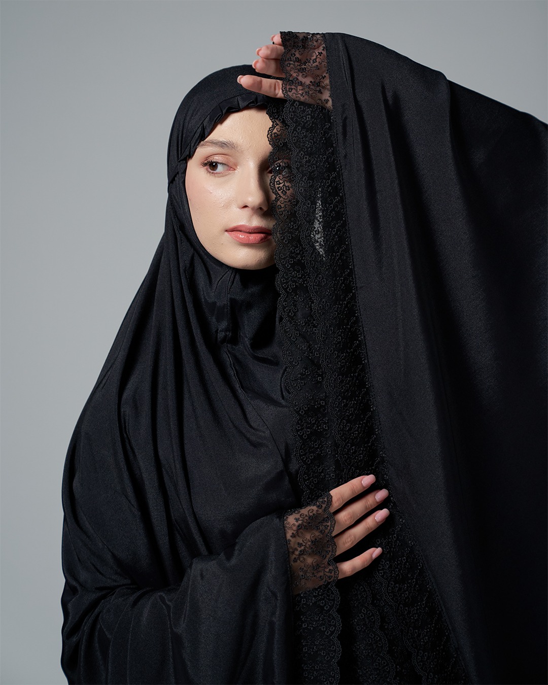 Shiva 136 Black