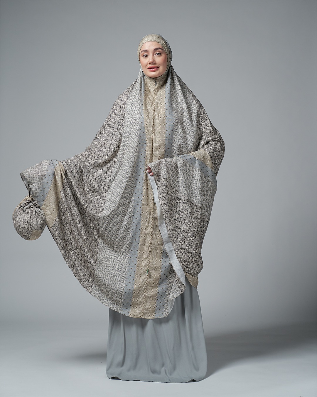 Shiva 186 Cream-Blue