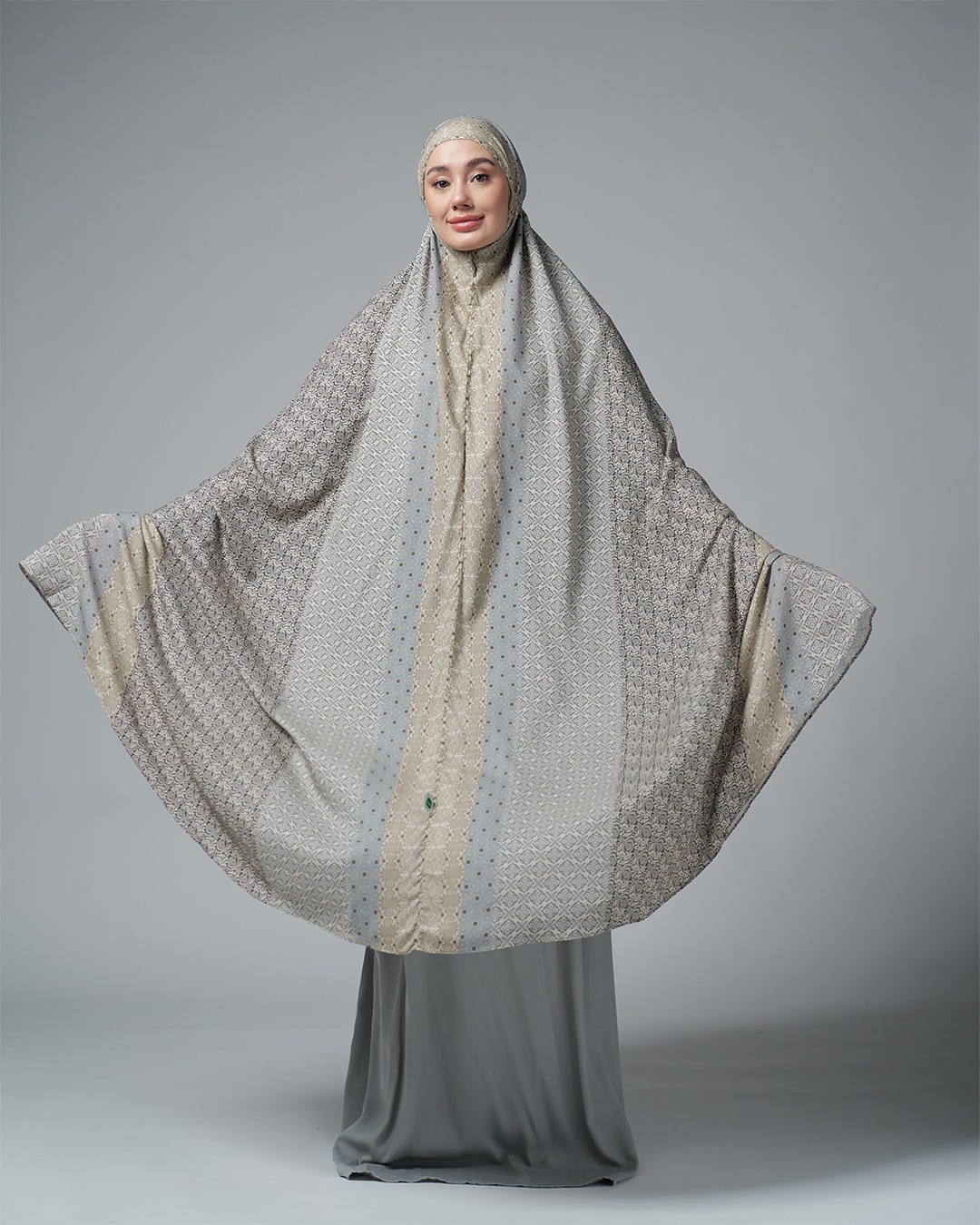 Shiva 186 Cream-Blue