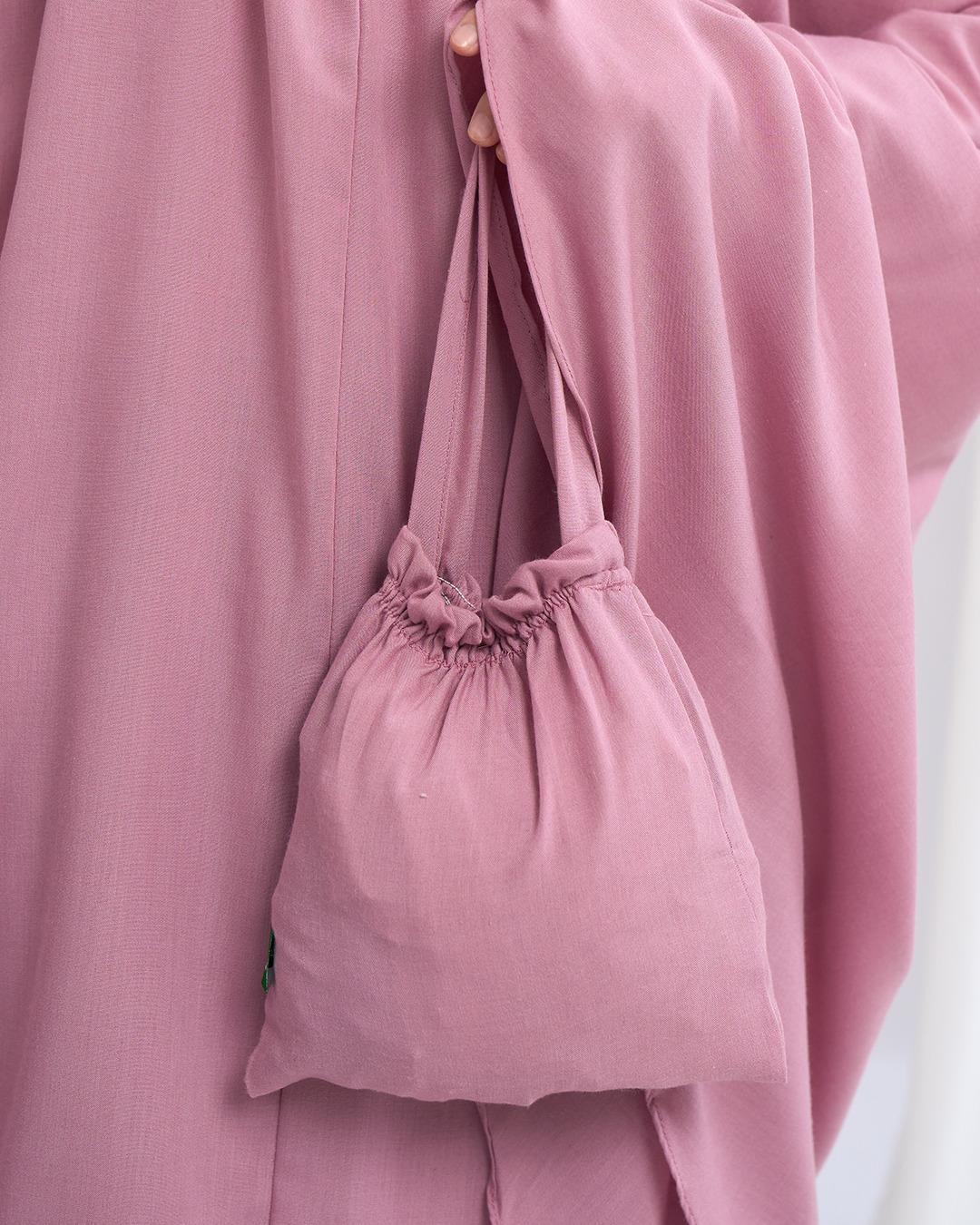 Tiara 377 Dusty Pink