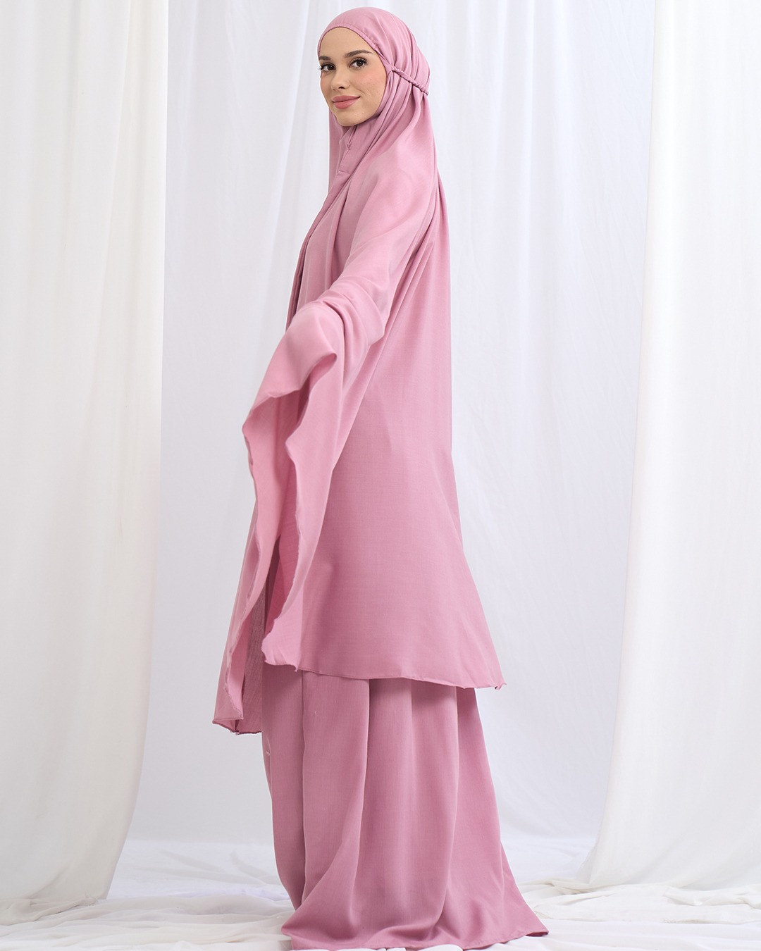 Tiara 377 Dusty Pink