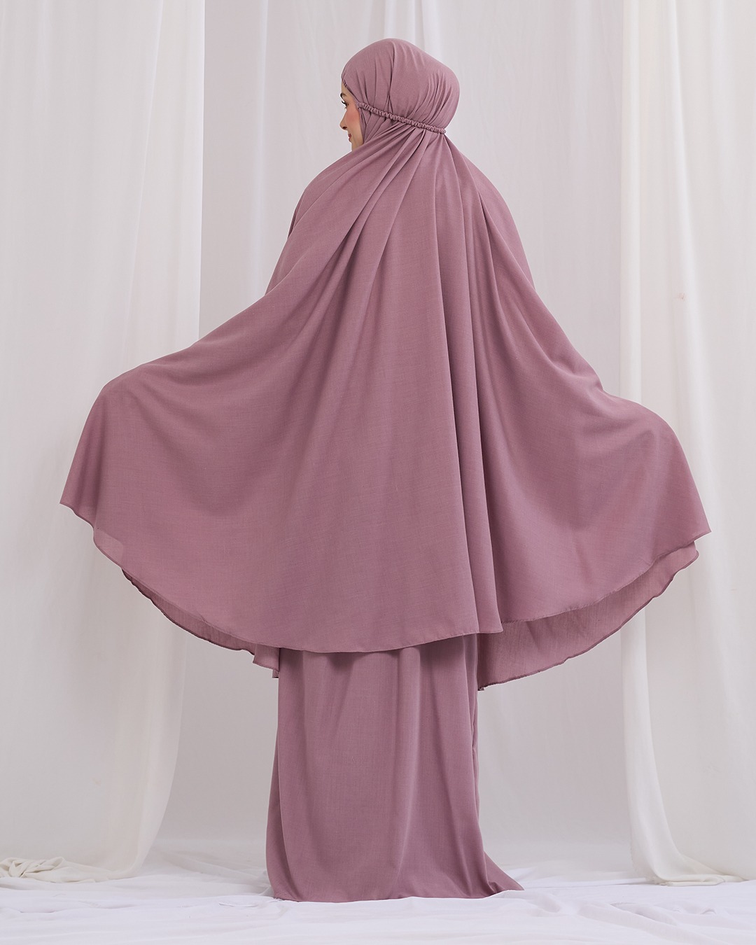 Tiara 377 Dusty Purple