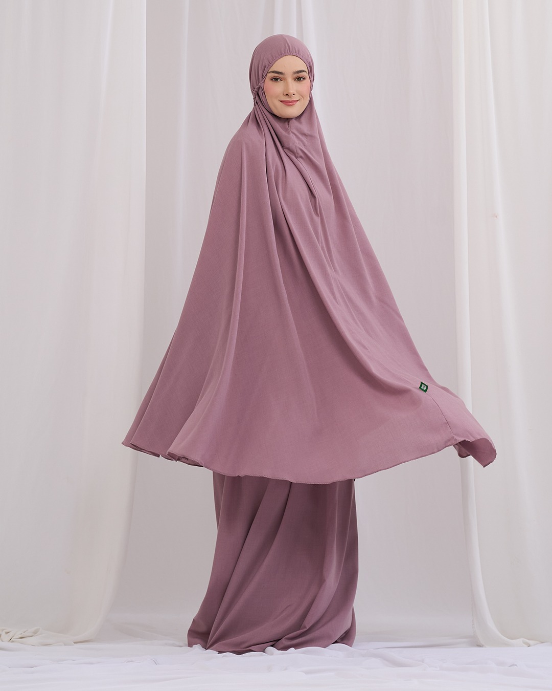 Tiara 377 Dusty Purple