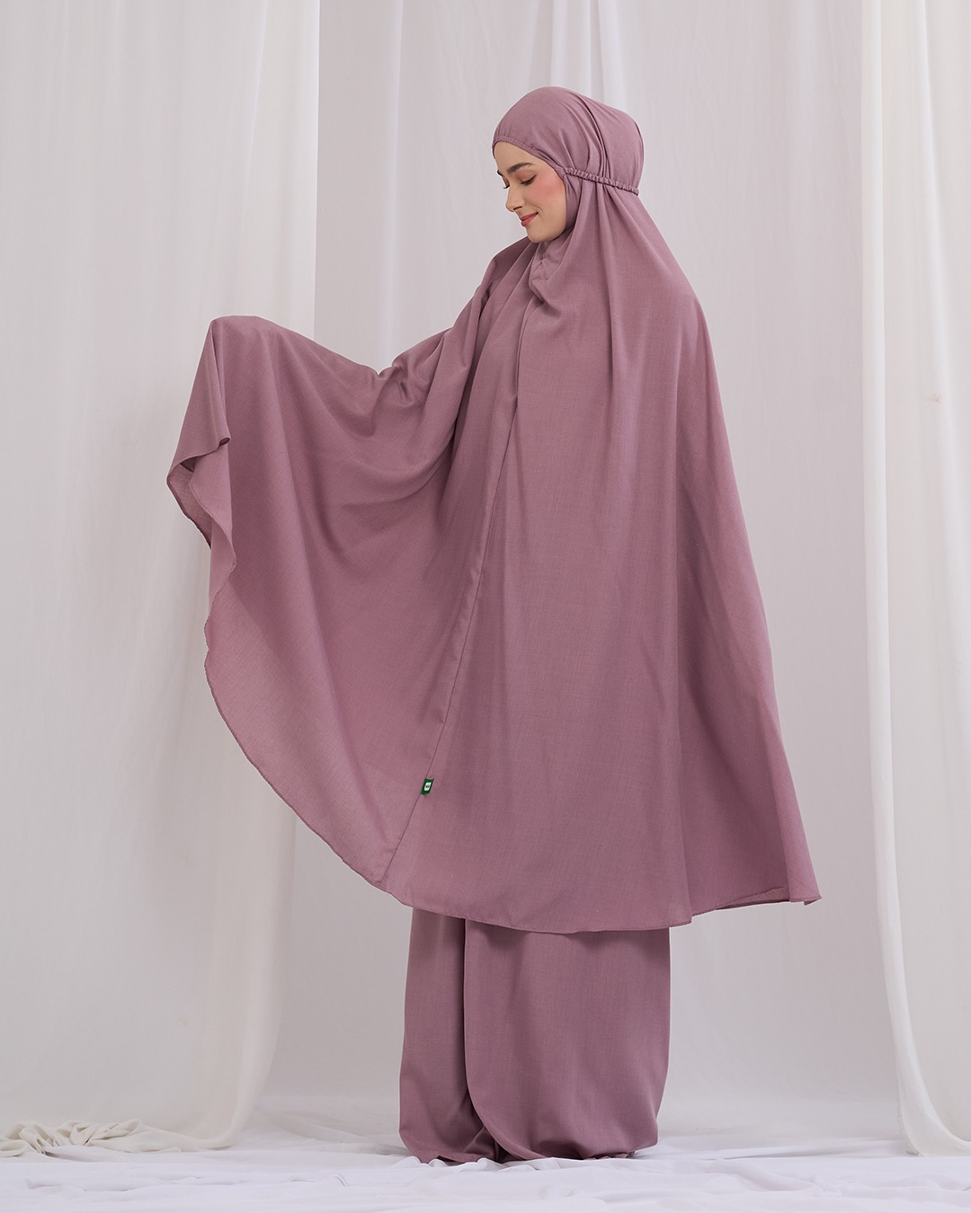 Tiara 377 Dusty Purple