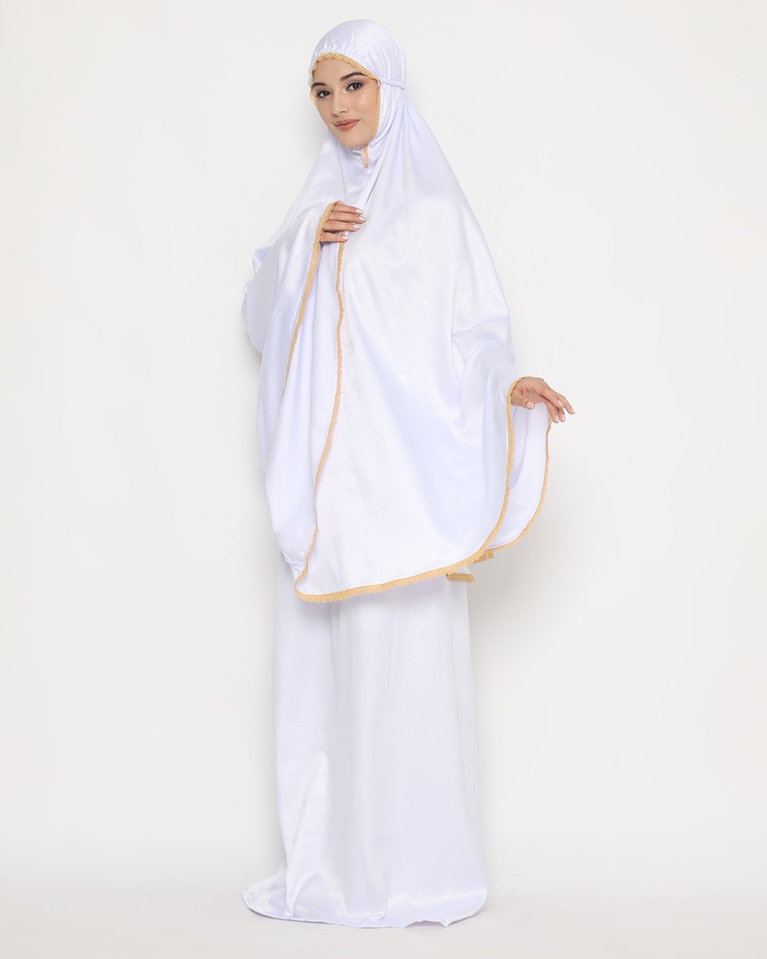 Tiara 528 White