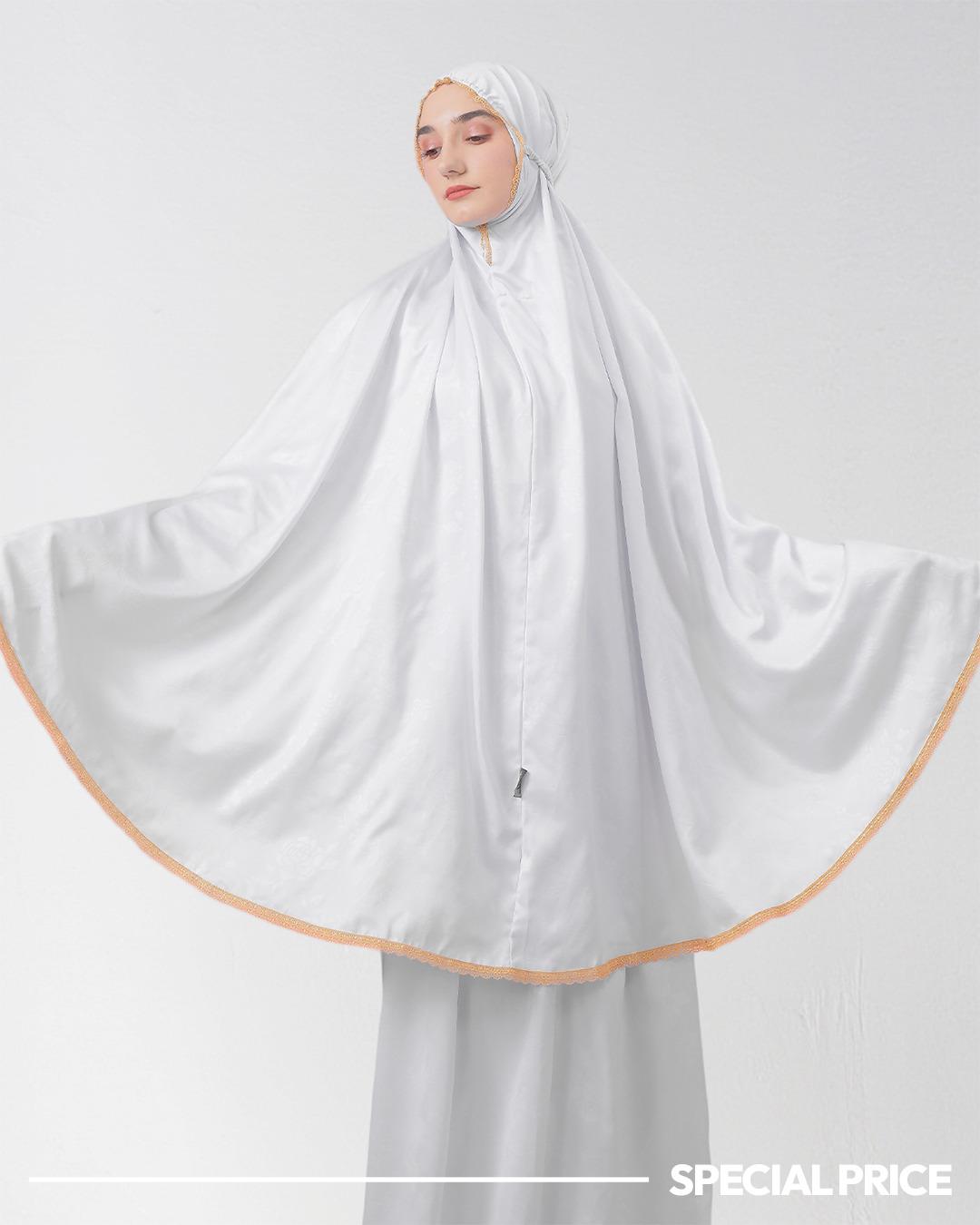Tiara 528 White