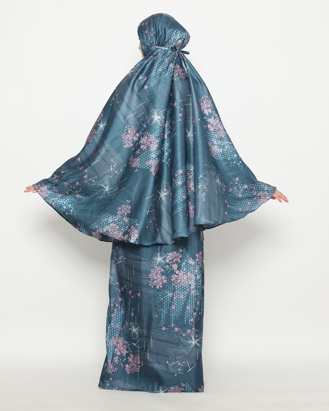 Tiara 536 Navy