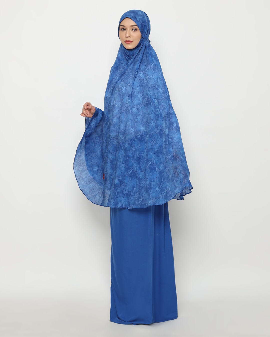 Tiara 541 Blue