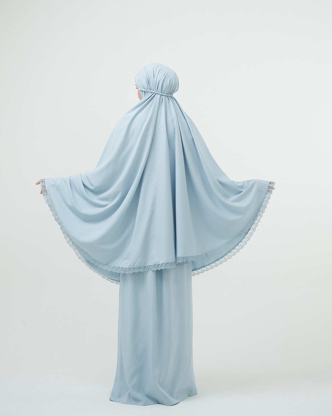Tiara 545 Blue