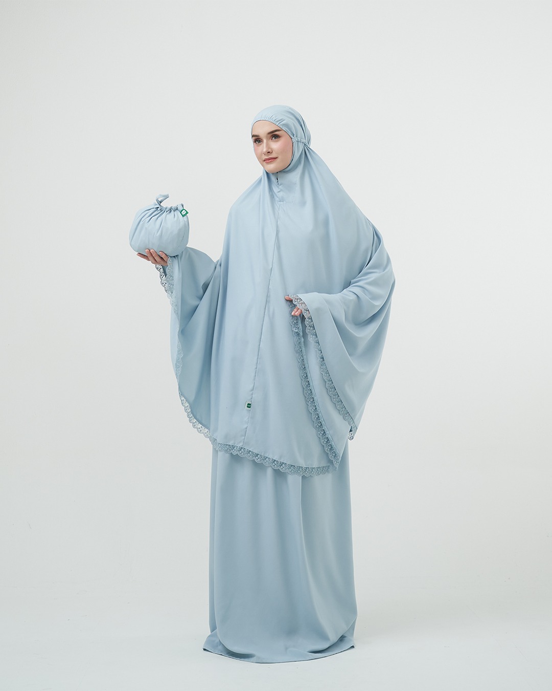 Tiara 545 Blue