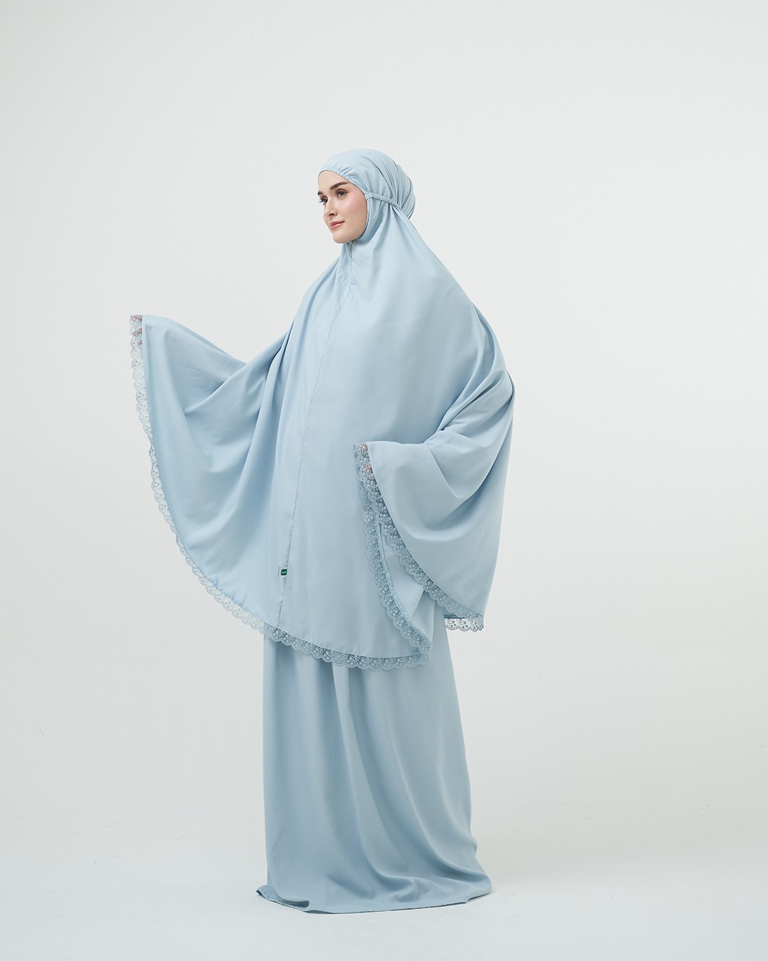 Tiara 545 Blue