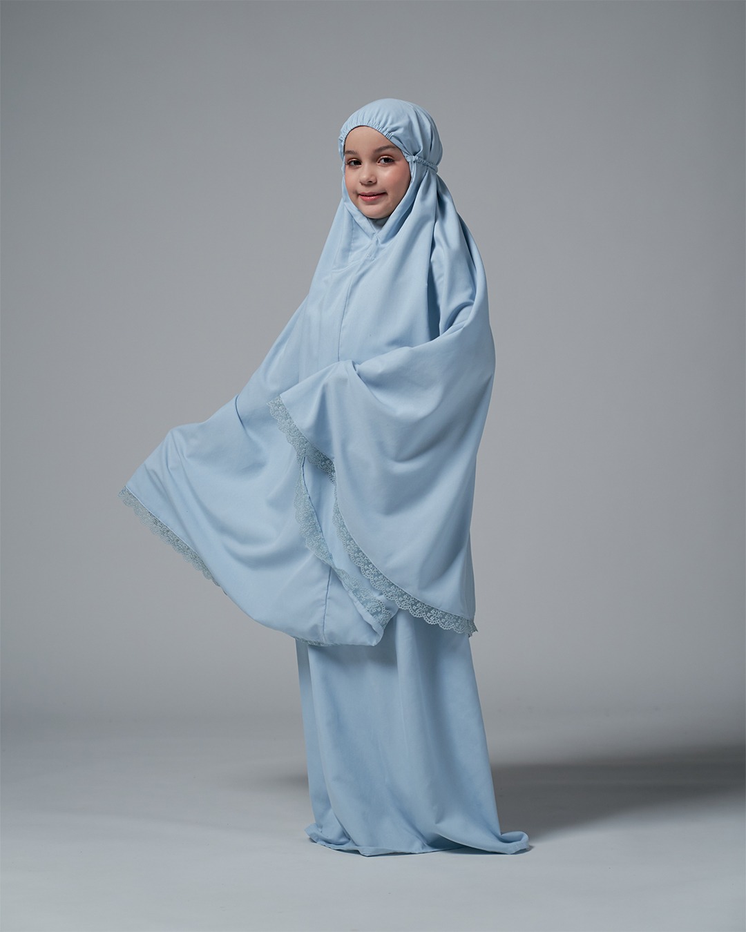 Tiara 545 Blue Child