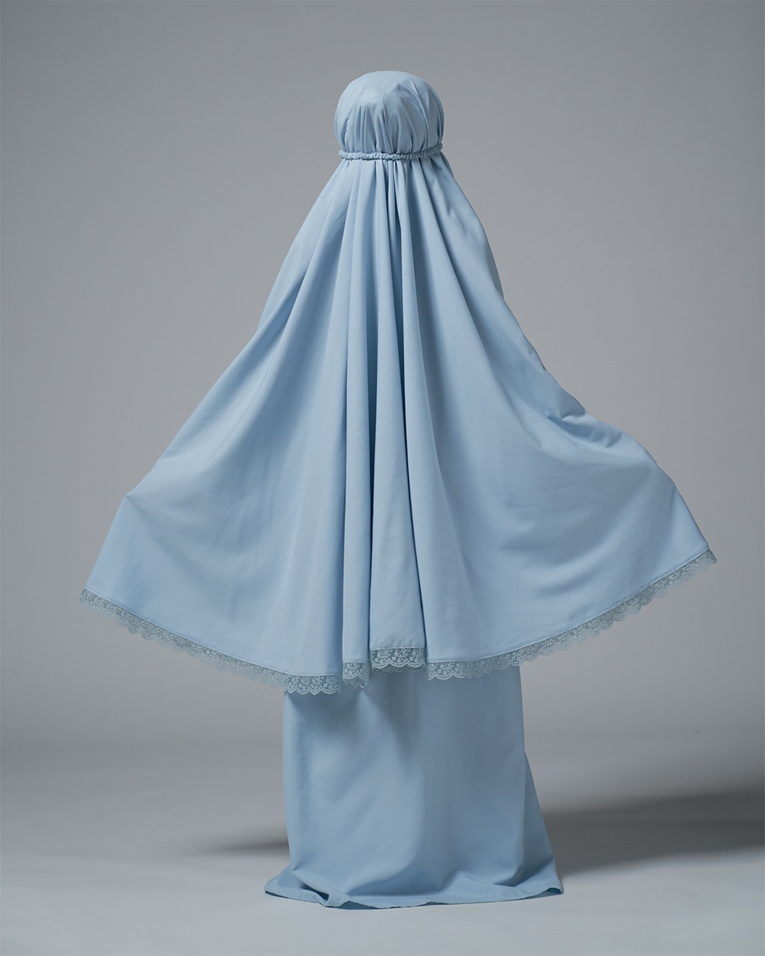 Tiara 545 Blue Child