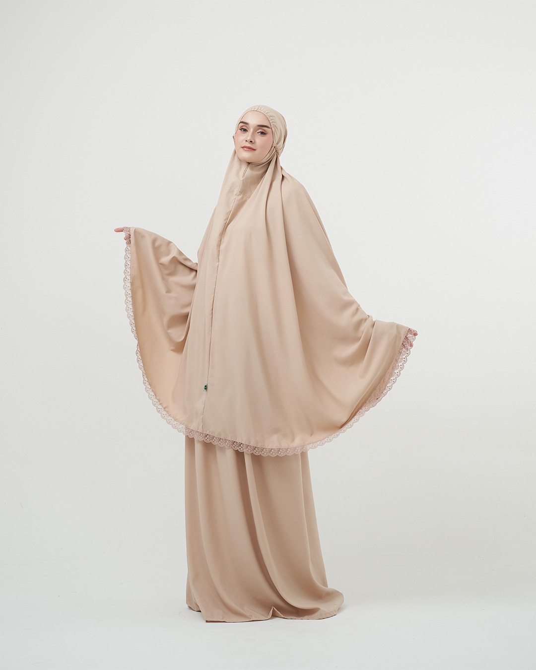 Tiara 545 Brown