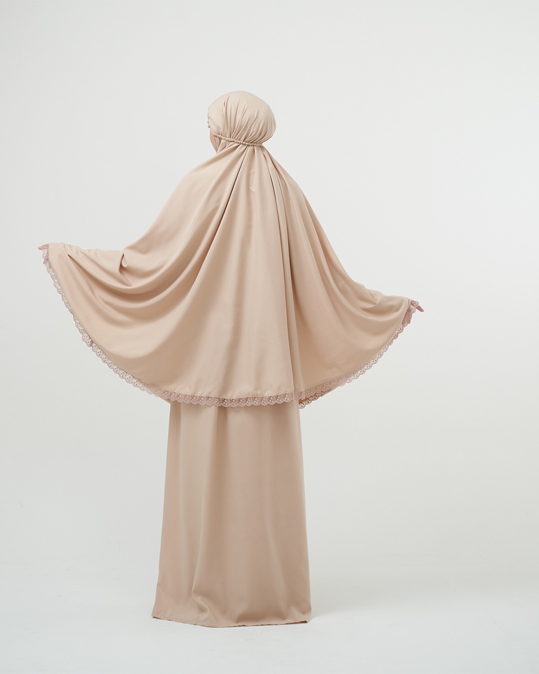 Tiara 545 Brown
