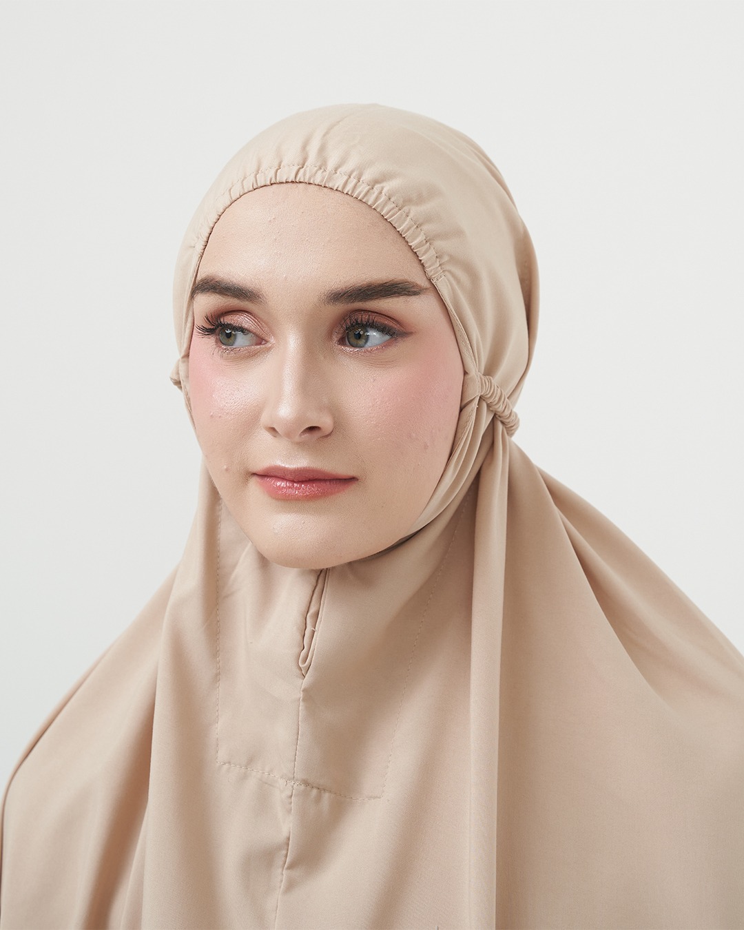 Tiara 545 Brown