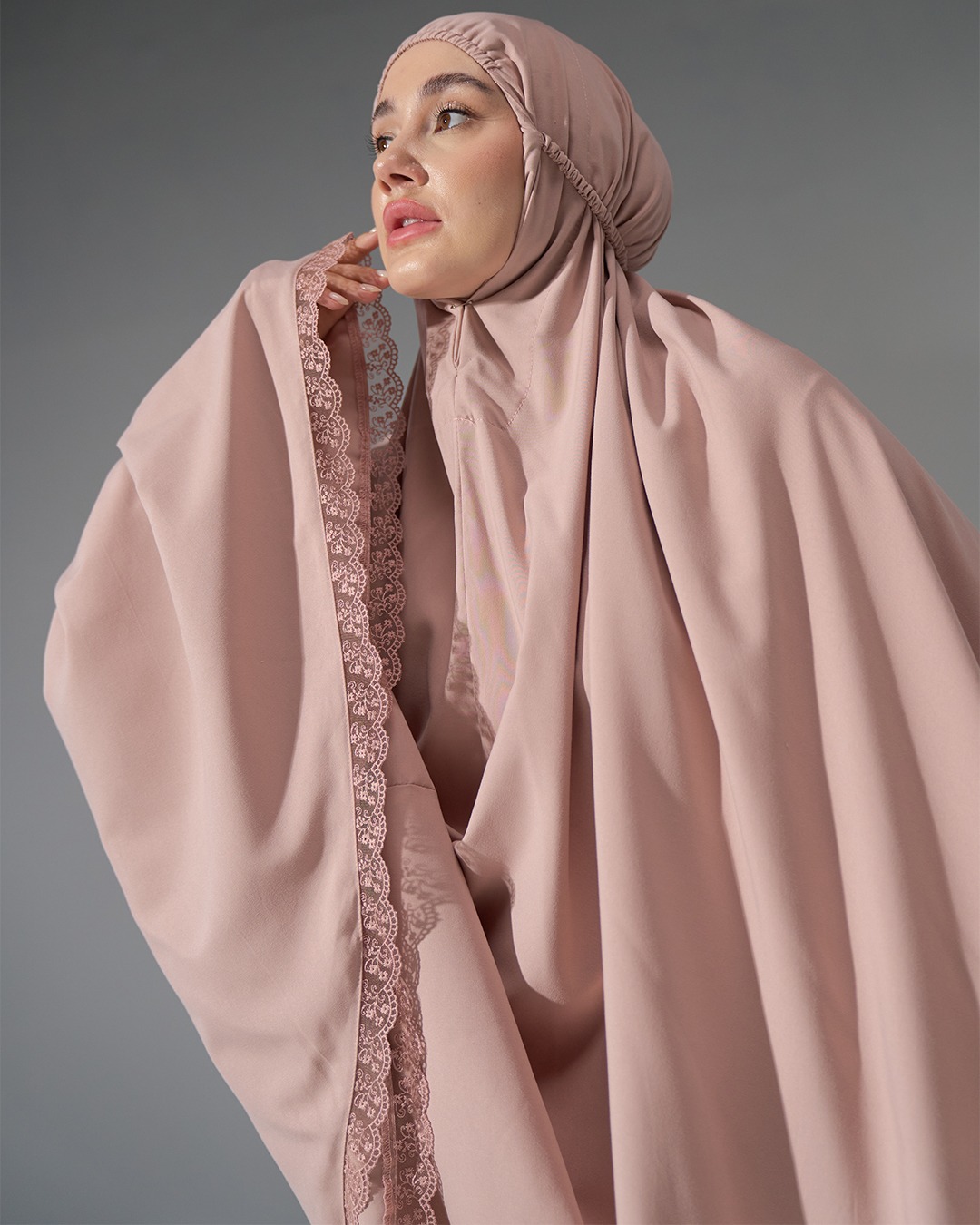 Tiara 545 Dusty Pink