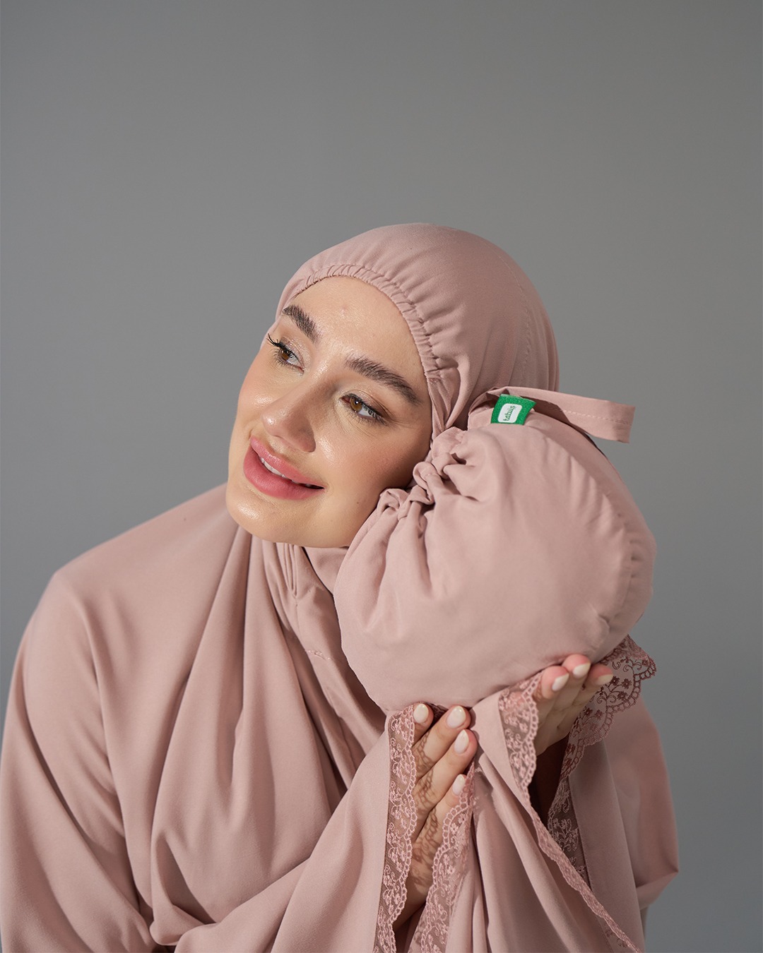 Tiara 545 Dusty Pink