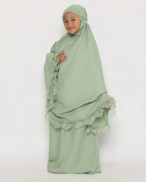 Image of Tiara 546 Green Child