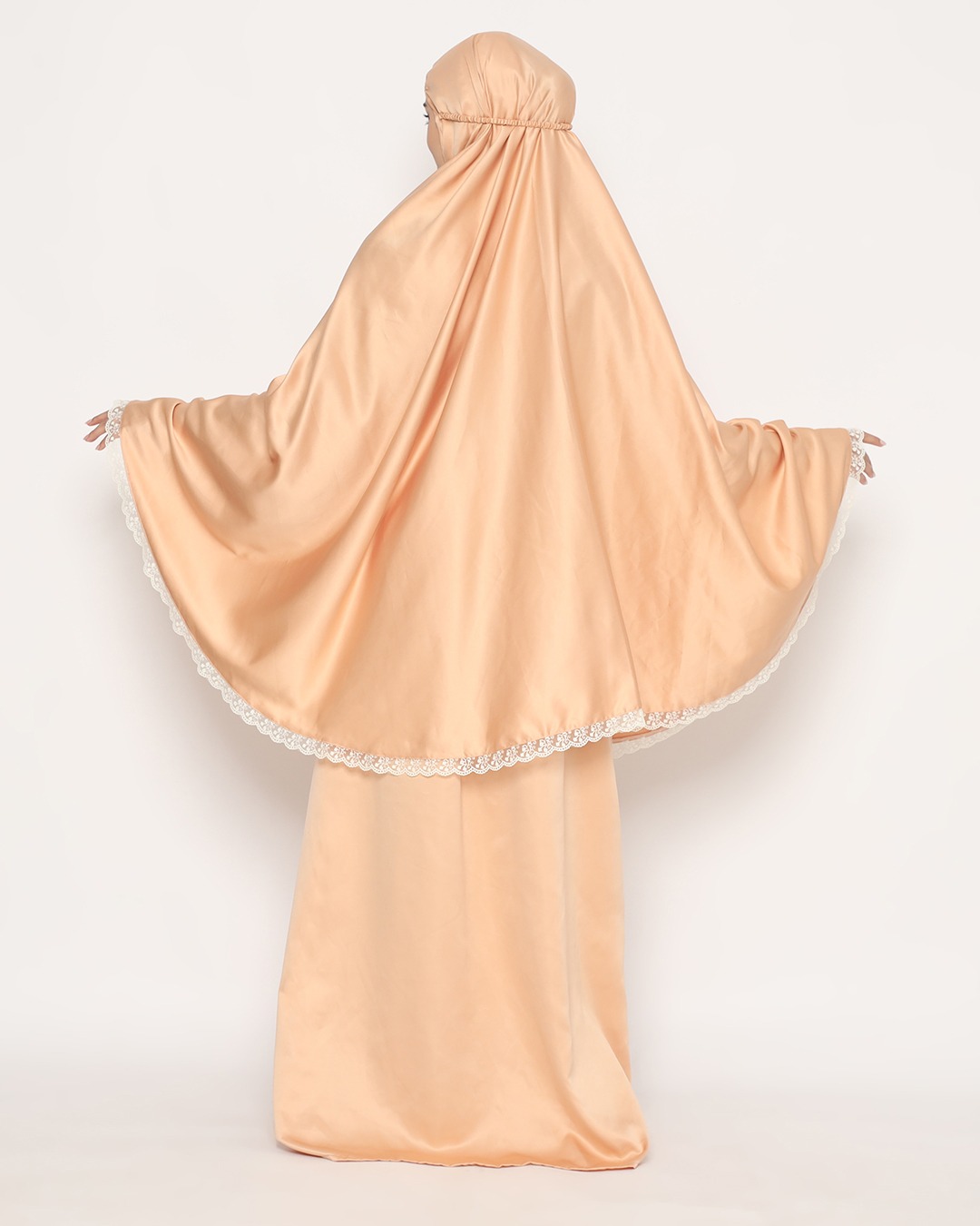 Tiara 554 Cream